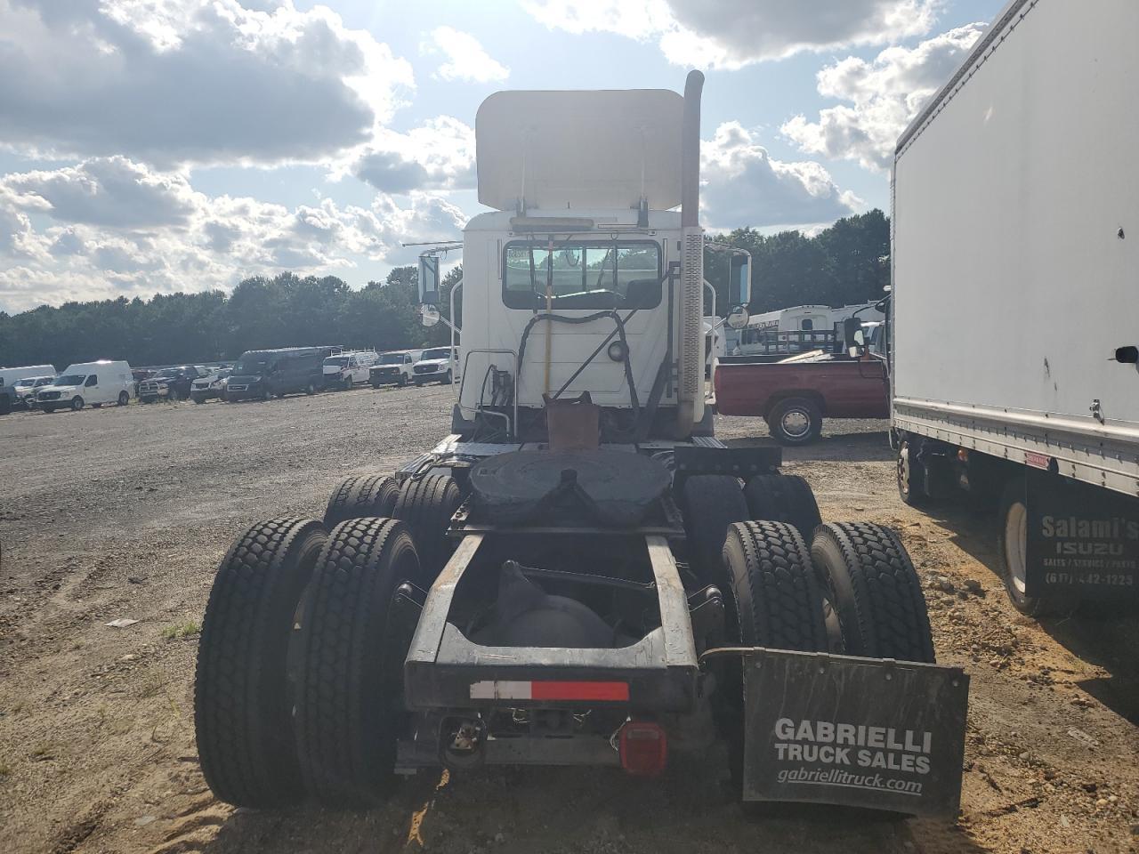 2017 Mack 600 CXU600