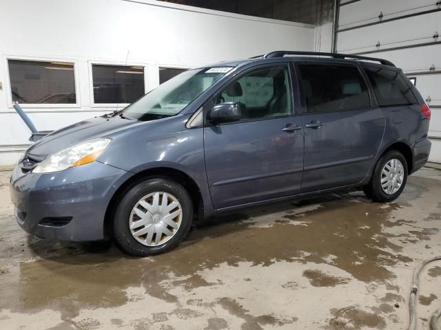 2007 Toyota Sienna CE