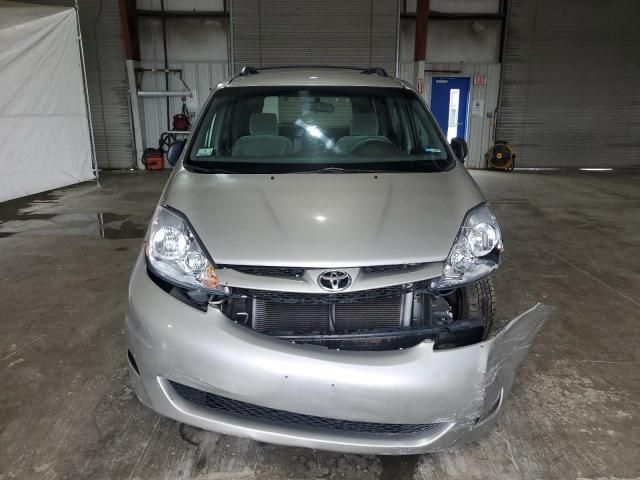 2007 Toyota Sienna CE