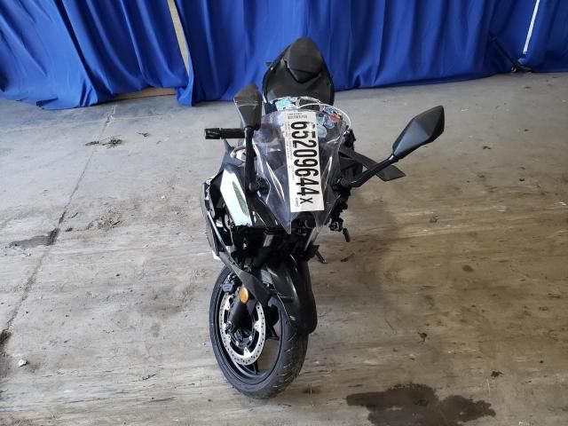 2024 Kawasaki EX500 H