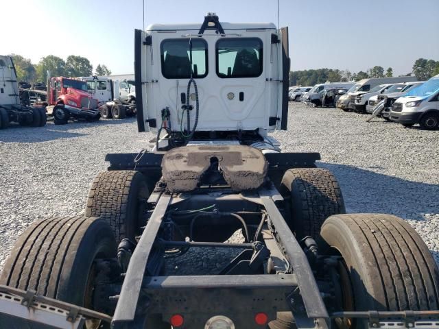 2019 Freightliner Cascadia 125