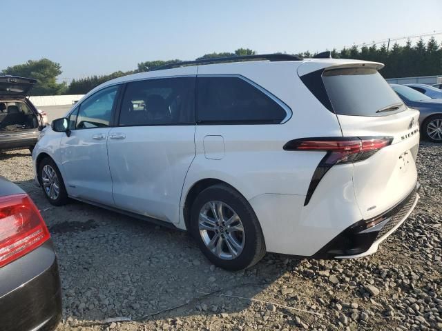 2021 Toyota Sienna XSE