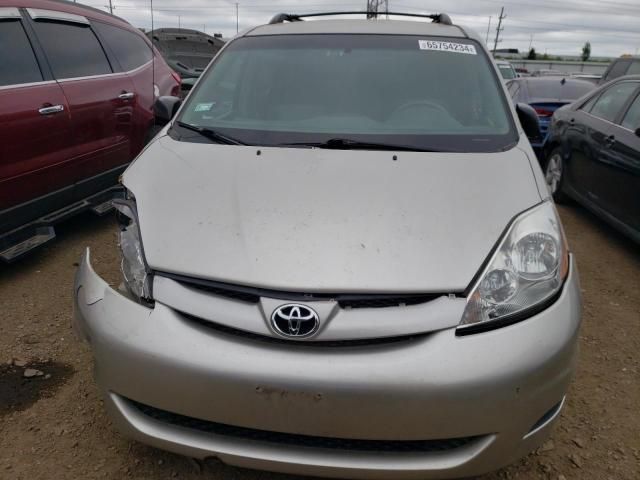 2009 Toyota Sienna CE