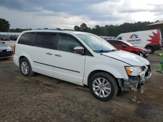 2015 Chrysler Town & Country Limited Platinum