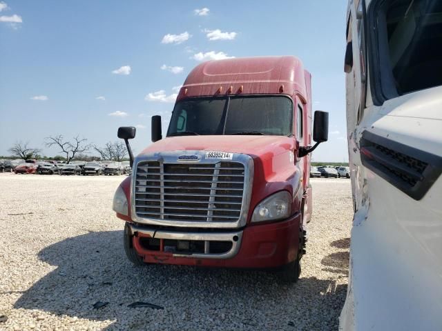 2016 Freightliner Cascadia 125