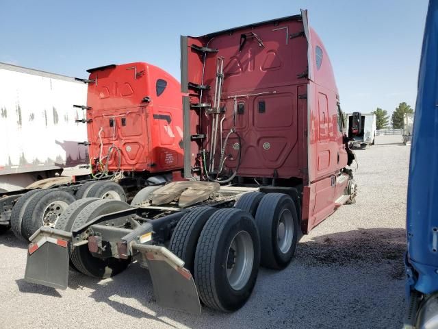 2015 Freightliner Cascadia 125