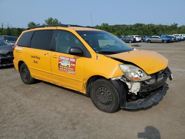 2007 Toyota Sienna CE