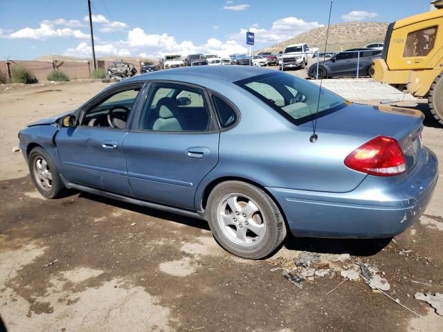 2005 Ford Taurus SE