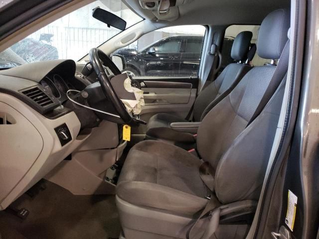 2010 Volkswagen Routan S