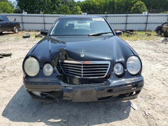 2001 Mercedes-Benz E 320