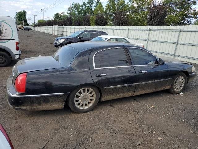 2006 Lincoln Town Car Signature