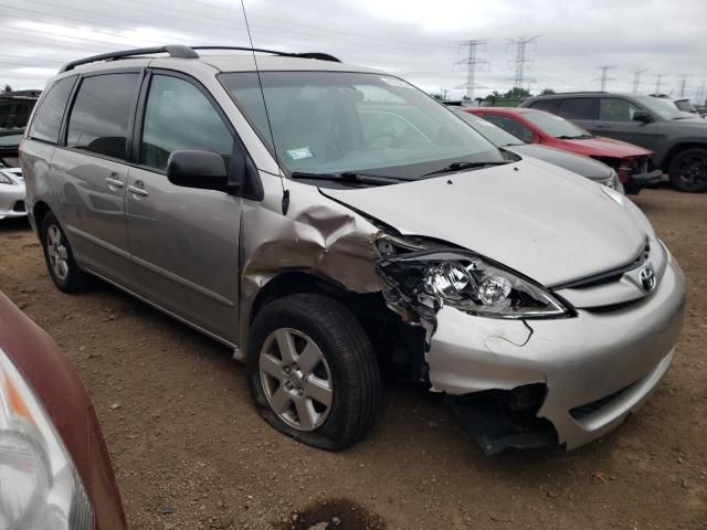 2009 Toyota Sienna CE