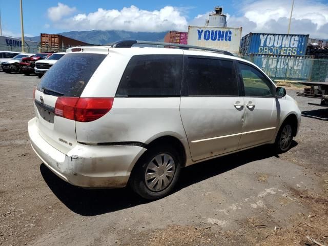 2004 Toyota Sienna CE