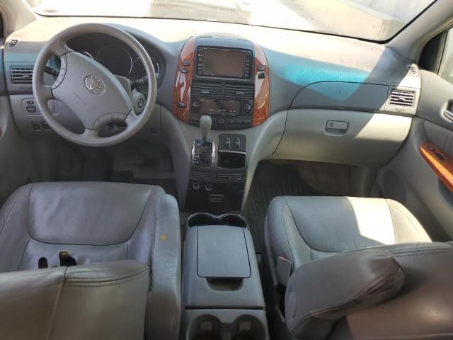 2009 Toyota Sienna XLE