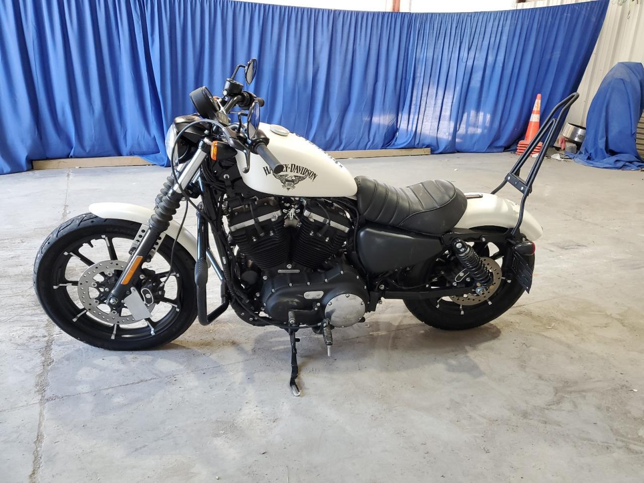 2018 Harley-Davidson XL883 Iron 883
