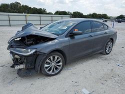 Chrysler Vehiculos salvage en venta: 2016 Chrysler 200 S