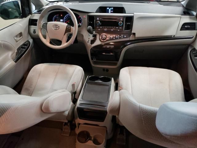 2013 Toyota Sienna LE