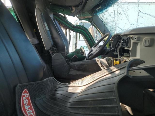2016 Peterbilt 579