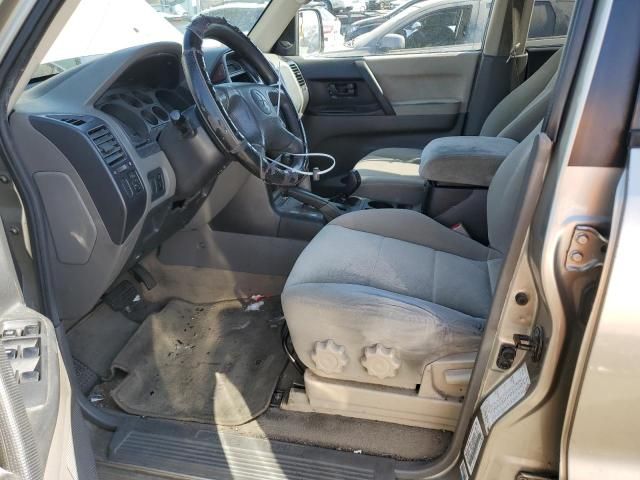 2002 Mitsubishi Montero XLS