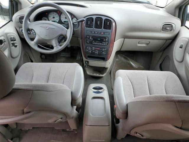 2001 Chrysler Town & Country EX