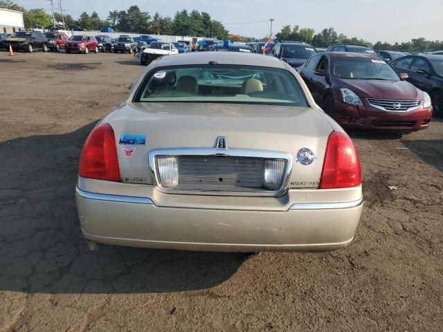 2007 Lincoln Town Car Signature