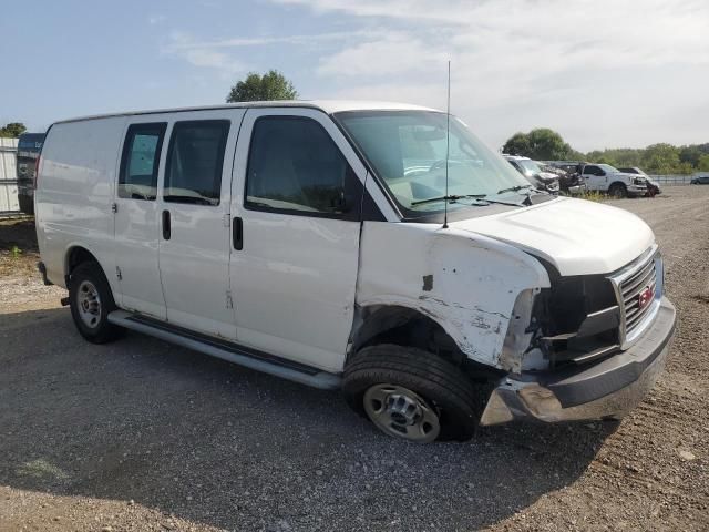 2016 GMC Savana G2500