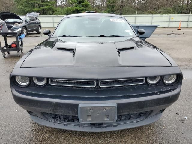 2015 Dodge Challenger SXT