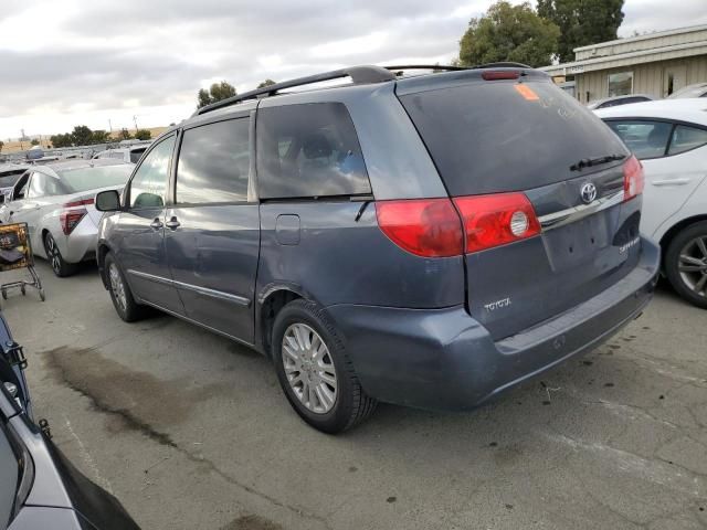 2008 Toyota Sienna XLE