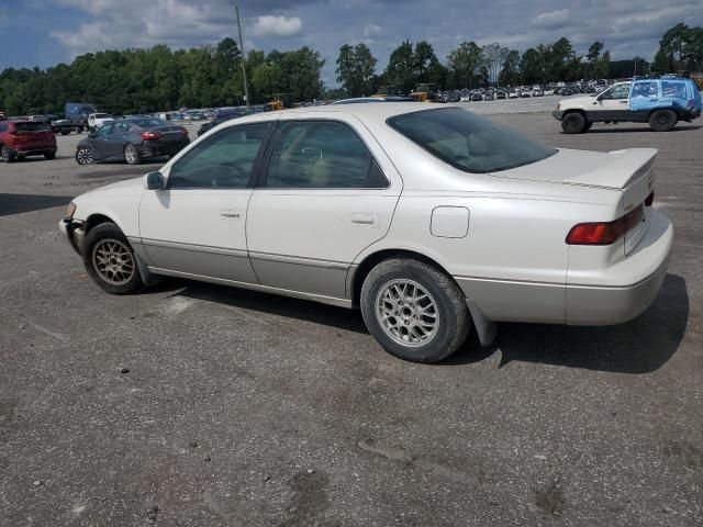 1999 Toyota Camry LE