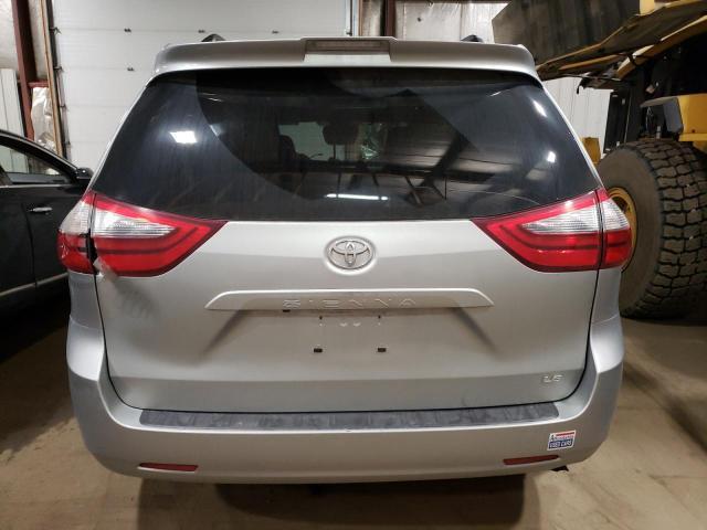 2020 Toyota Sienna LE