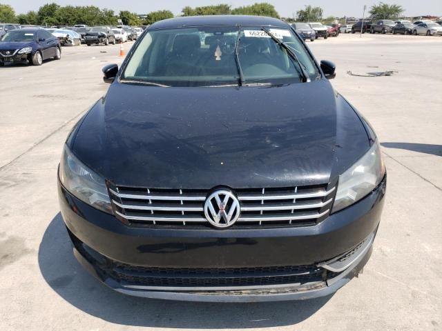 2012 Volkswagen Passat SE