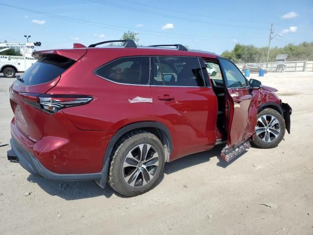 2021 Toyota Highlander XLE