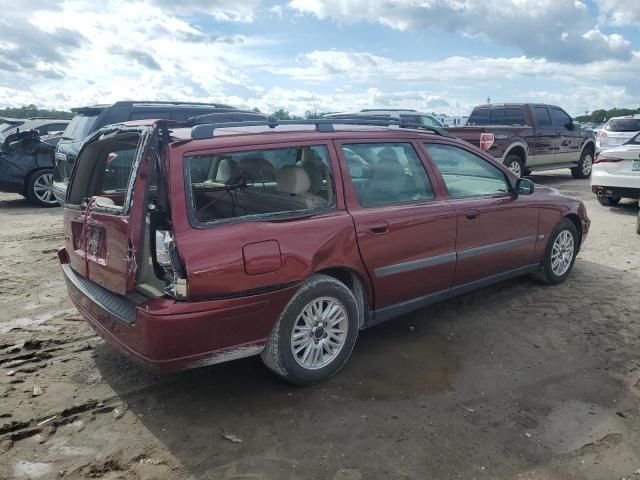 2004 Volvo V70