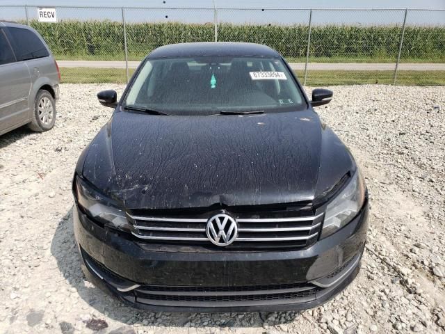 2014 Volkswagen Passat S