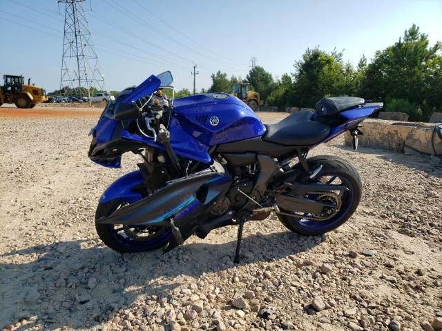 2024 Yamaha YZFR7