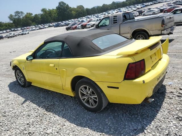 2003 Ford Mustang