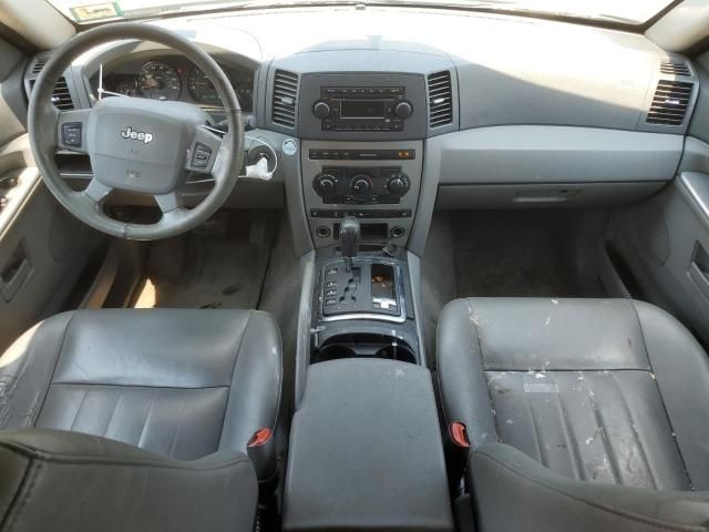 2005 Jeep Grand Cherokee Laredo