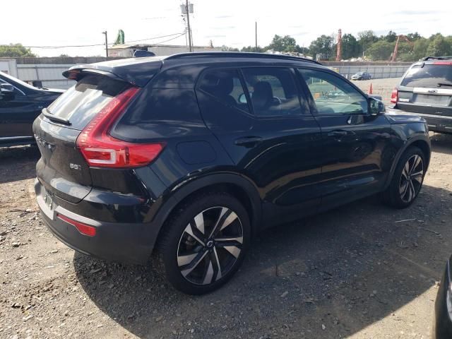 2024 Volvo XC40 Plus