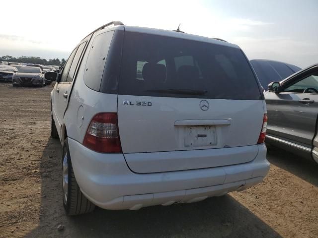 2002 Mercedes-Benz ML 320