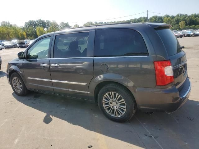 2015 Chrysler Town & Country Touring L