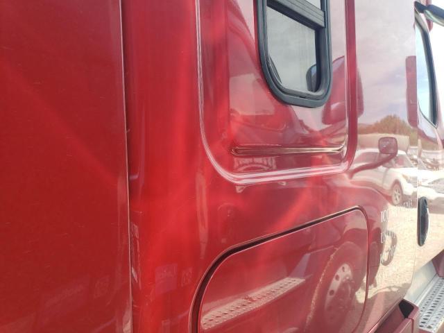 2019 Freightliner Cascadia 126