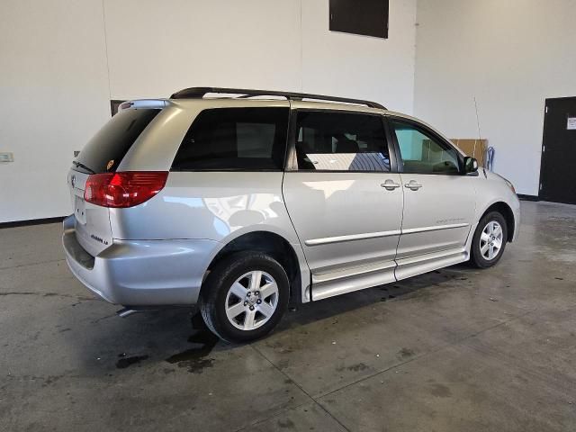 2008 Toyota Sienna CE