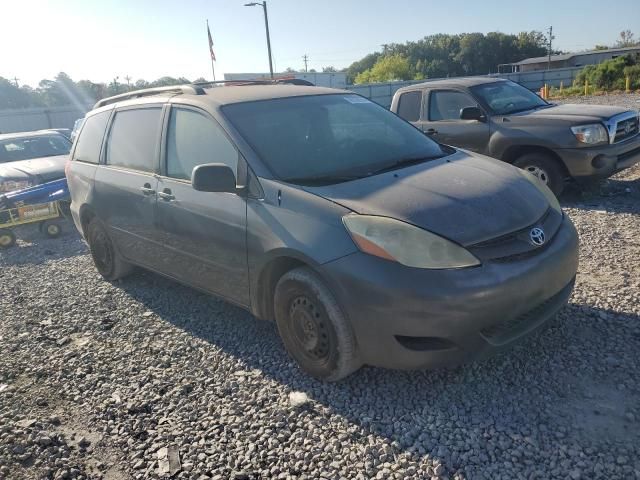 2006 Toyota Sienna CE