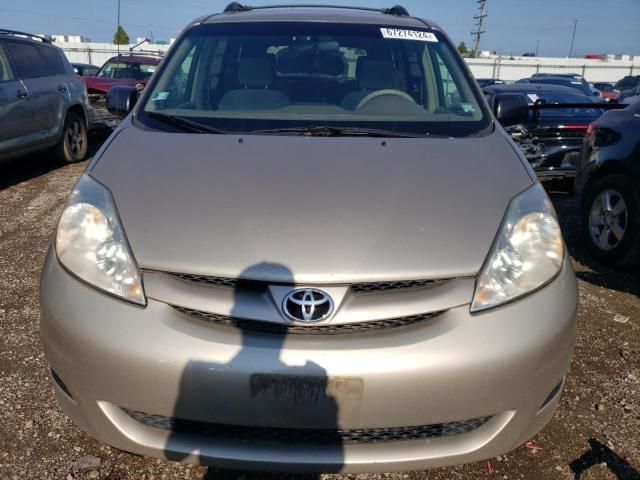 2007 Toyota Sienna CE