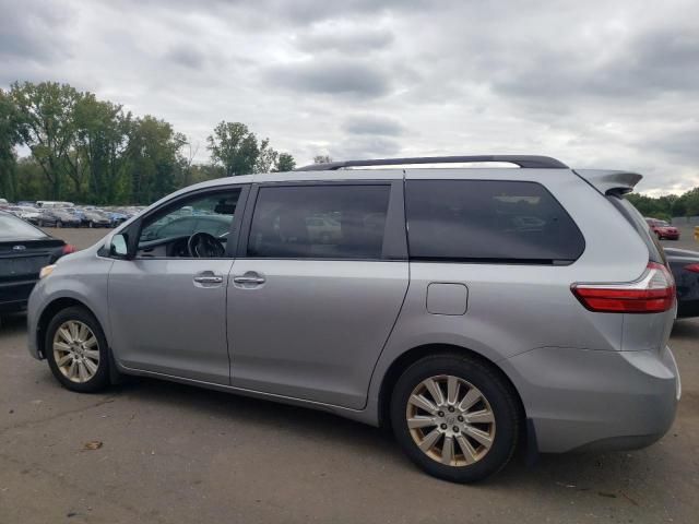 2015 Toyota Sienna XLE