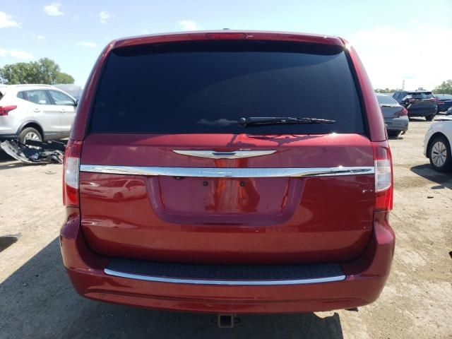 2015 Chrysler Town & Country Touring L