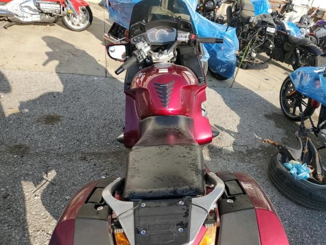 2005 Honda ST1300