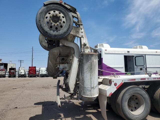 2007 Kenworth Construction W900