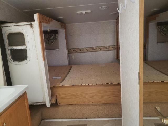 2004 Camp 5th Wheel