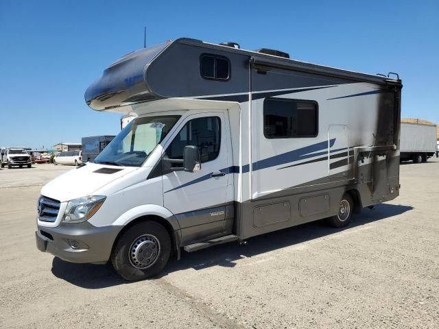 2020 Winnebago Motorhome